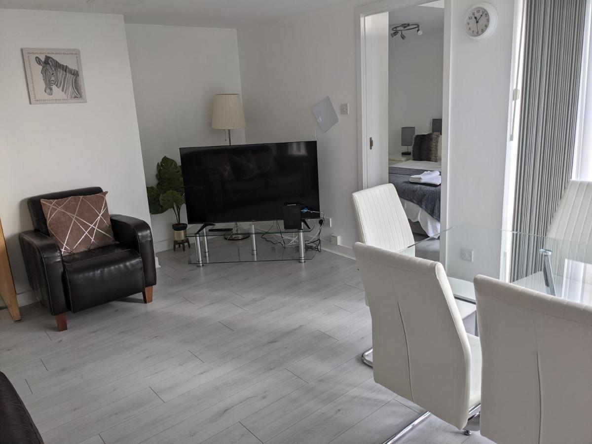 Glasgow City Centre Waterfront Apartment Buitenkant foto