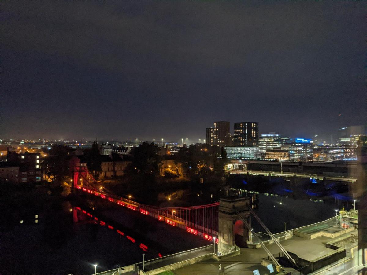 Glasgow City Centre Waterfront Apartment Buitenkant foto