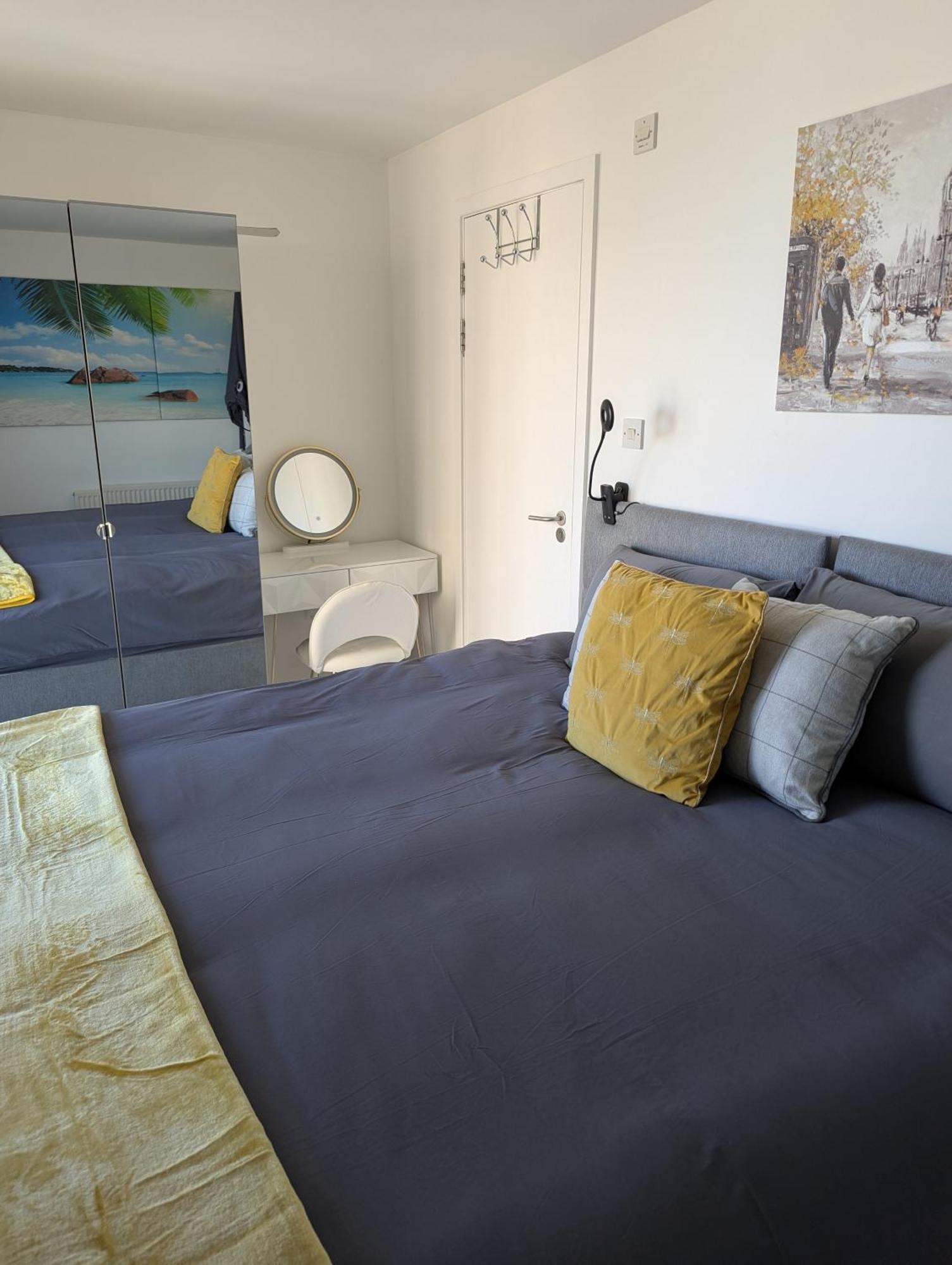 Glasgow City Centre Waterfront Apartment Buitenkant foto