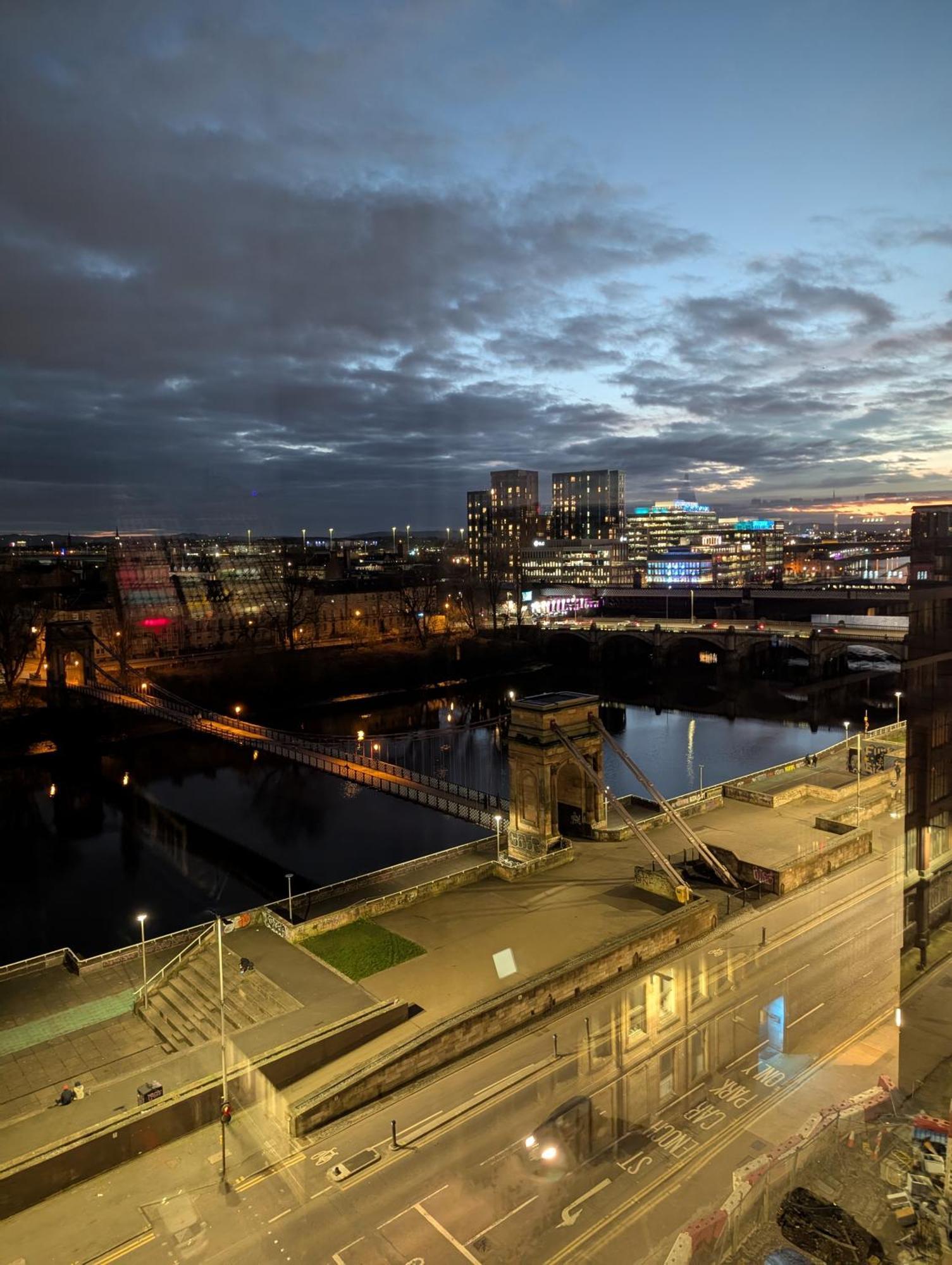 Glasgow City Centre Waterfront Apartment Buitenkant foto